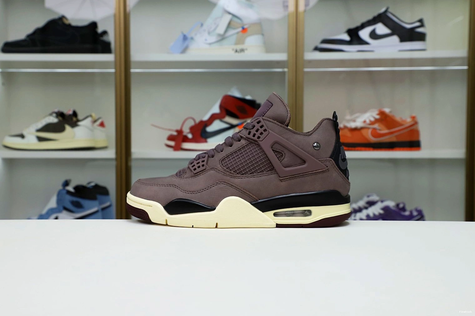 4 JORDAN AIR AM 0805